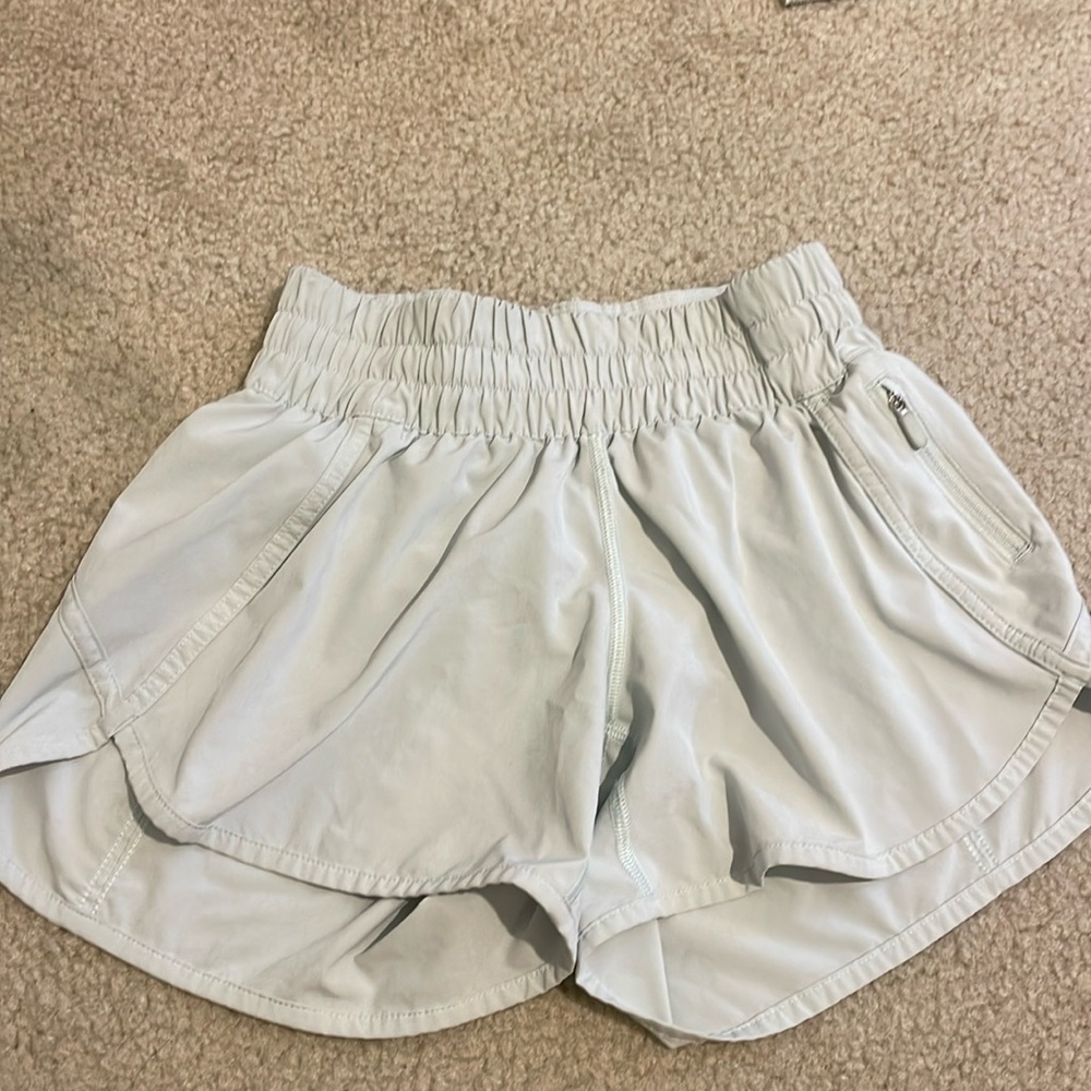 Lululemon track that shorts size 4